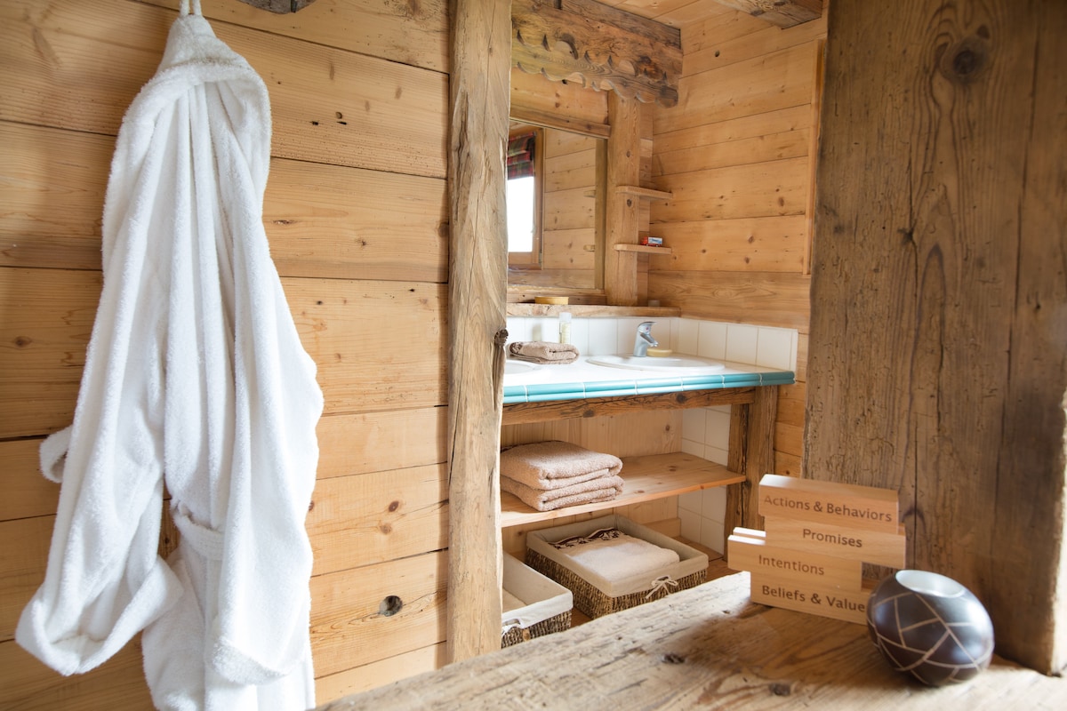 Chalet bathroom
